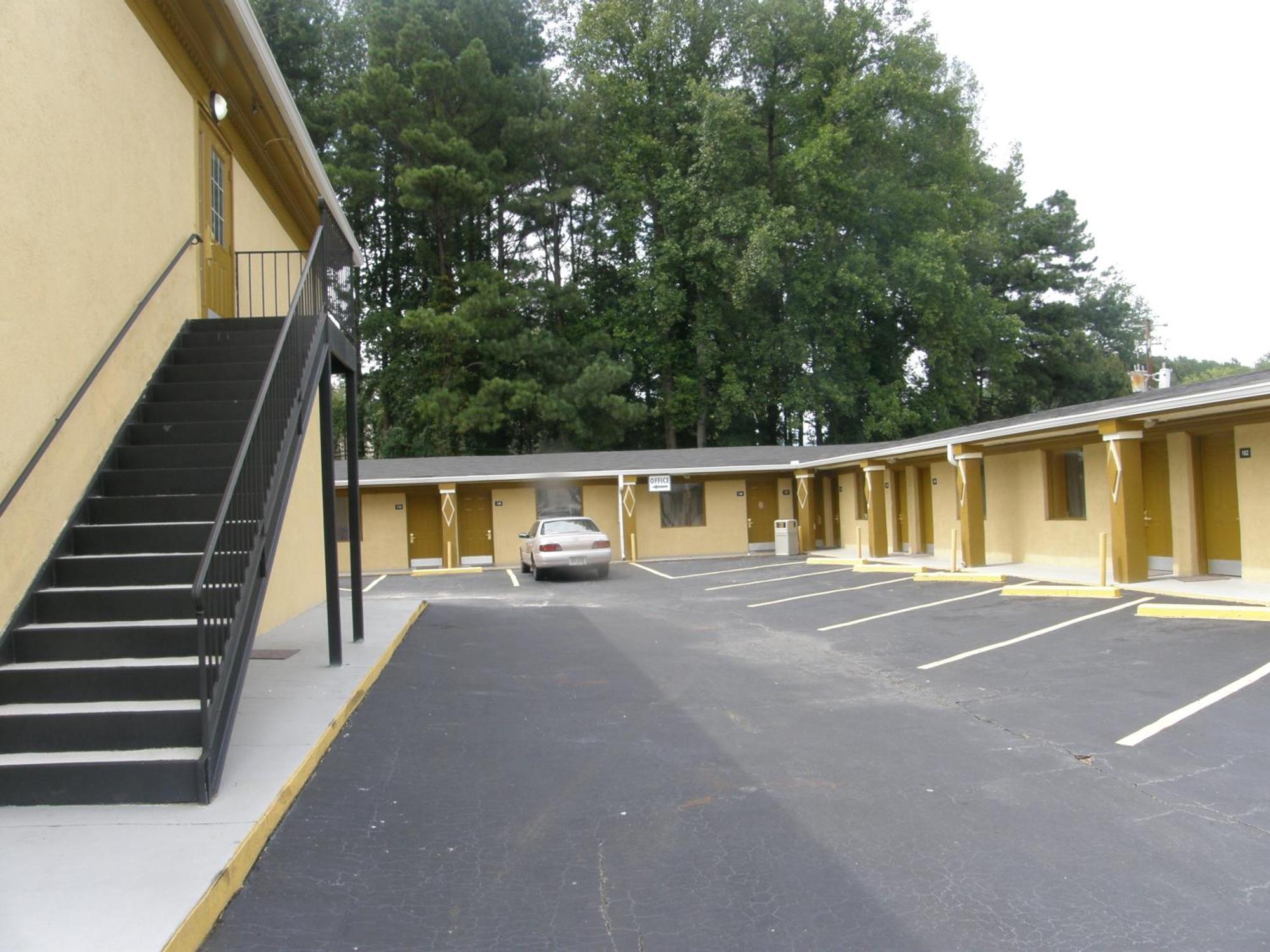 Americas Best Value Inn Stone Mountain Atlanta E Clarkston Exterior photo