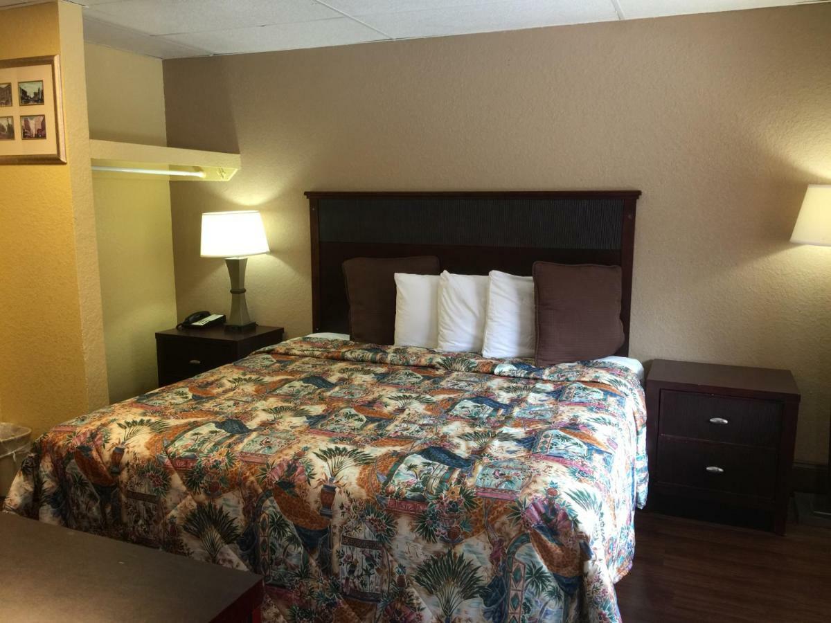 Americas Best Value Inn Stone Mountain Atlanta E Clarkston Exterior photo